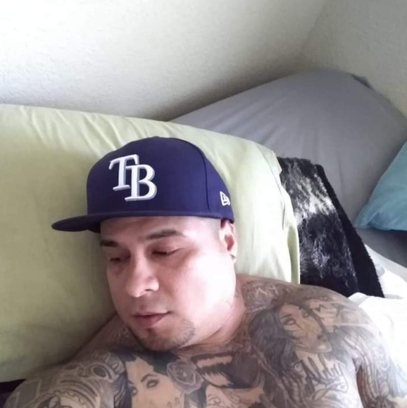 Meet your Posher, Stephen - Picture 2 of 4